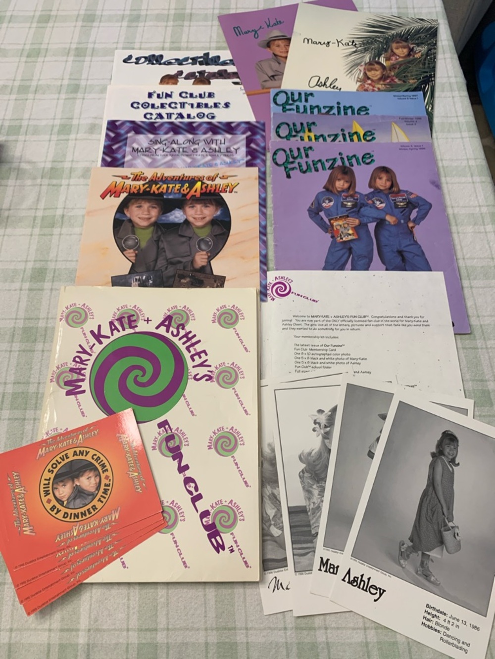Mary-Kate & Ashley Fun Club Memorabilia Lot